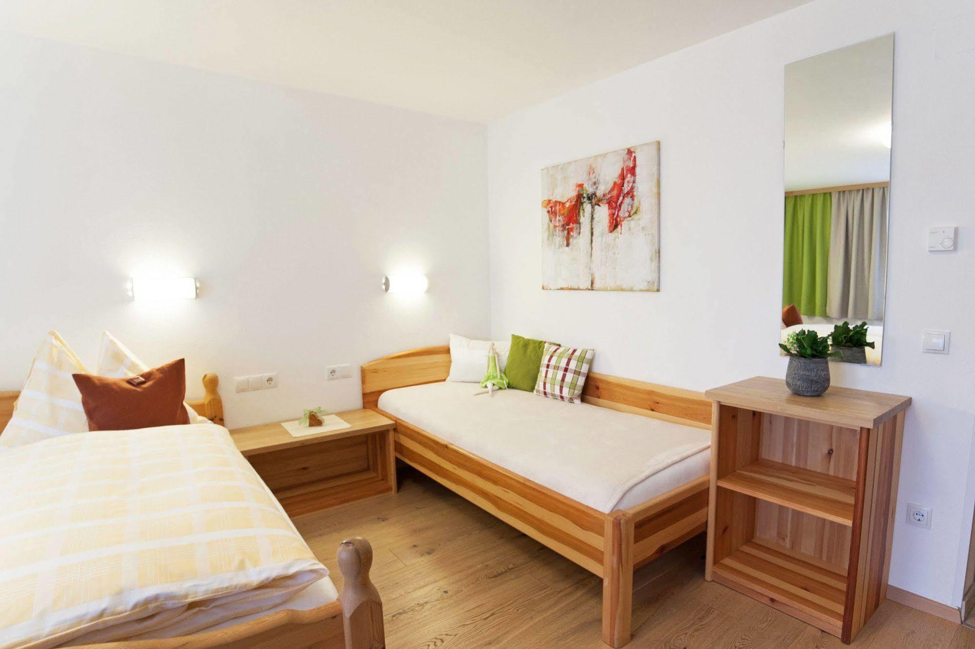 B&B Landhaus Vierthaler Filzmoos Bagian luar foto